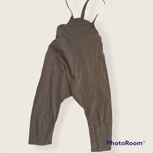 Nwt gray harem low bib fabric overalls